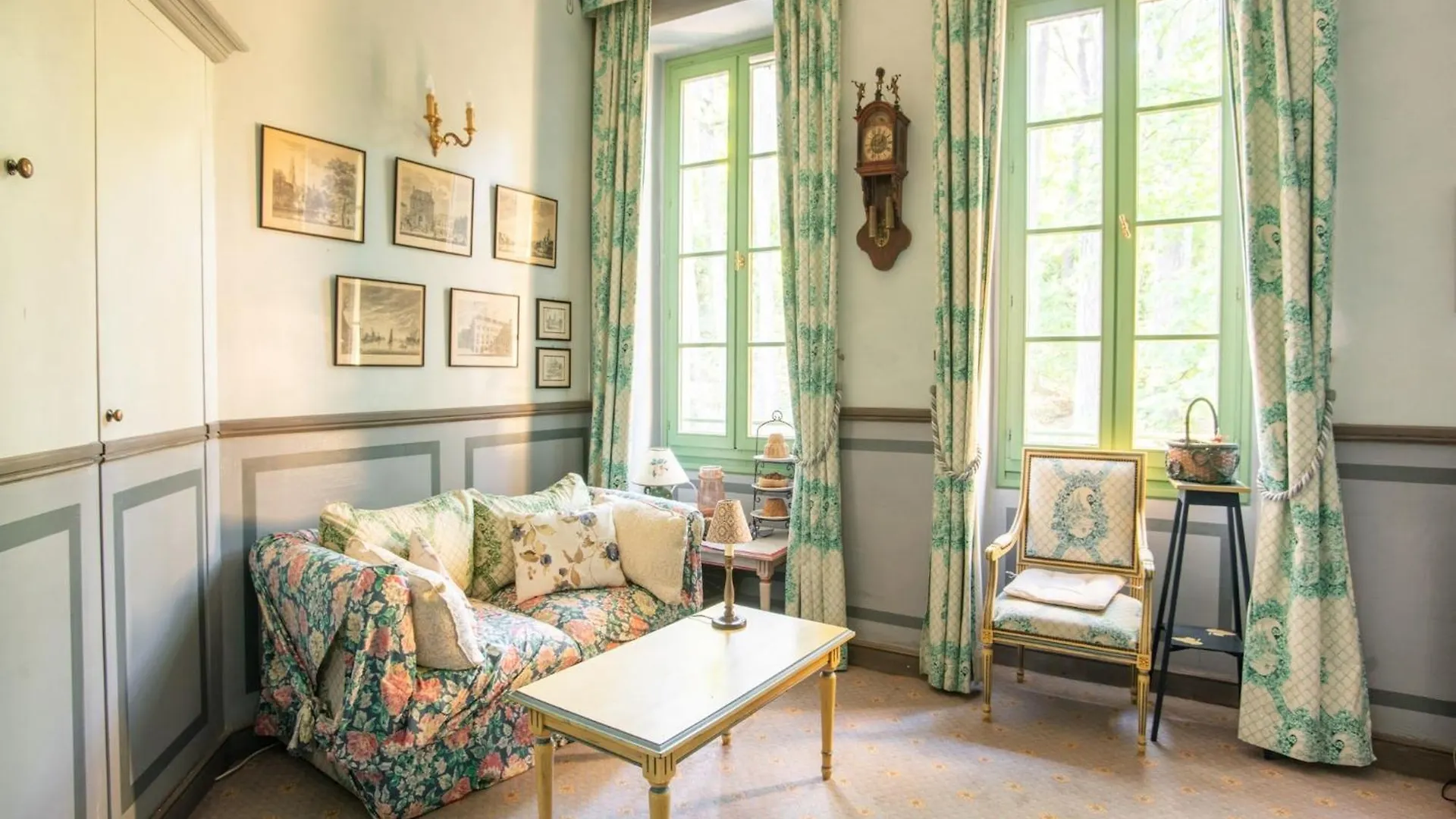 Cozy Apartment With Swimming Pool, Cleaning Included Montbrun-les-Bains Frankreich